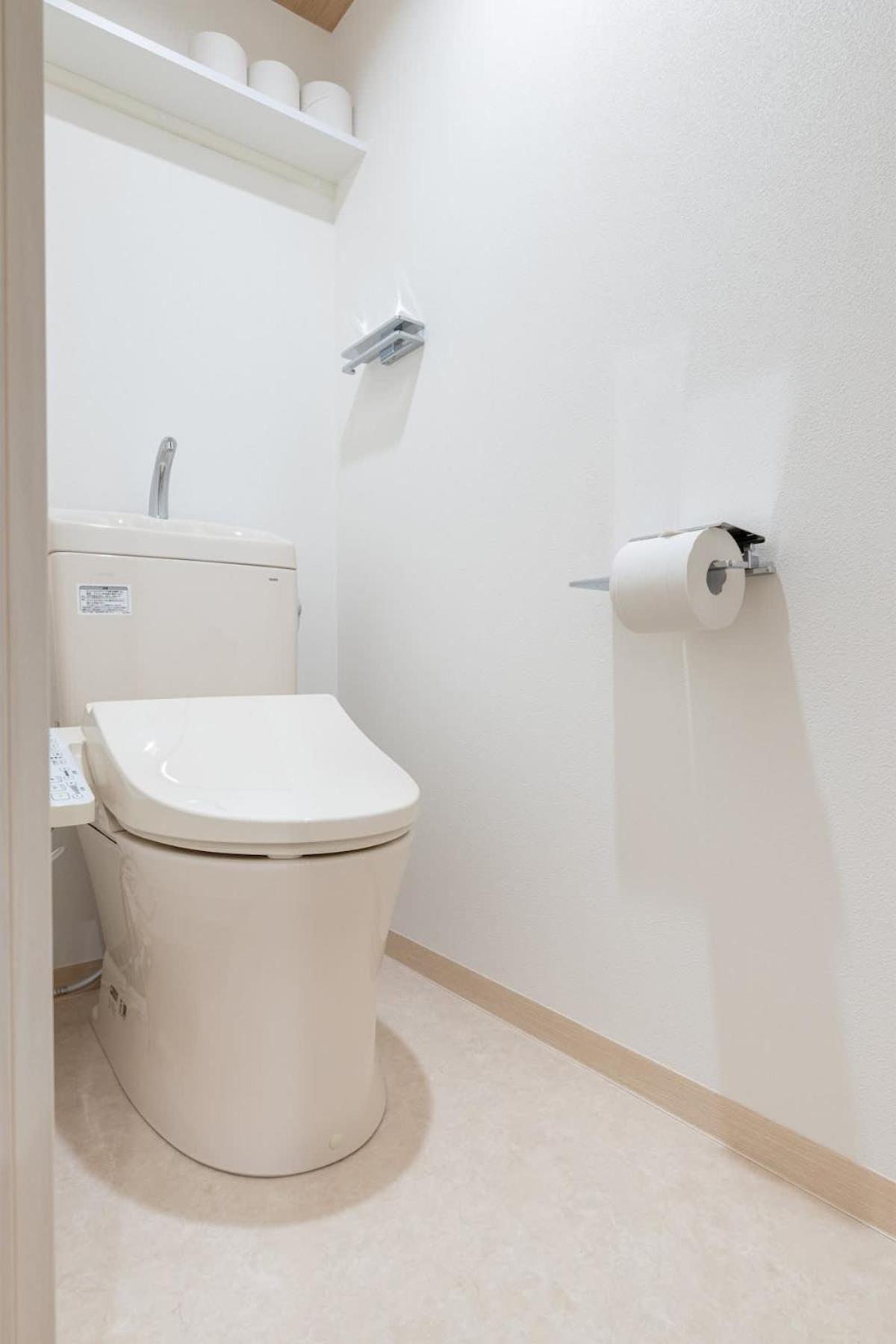 Apartment Hatagaya2chome 204 *